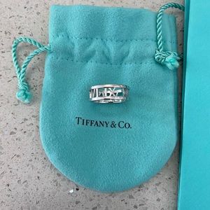 Authentic Tiffany Atlas 18k White Gold Open Eternity Ring 7